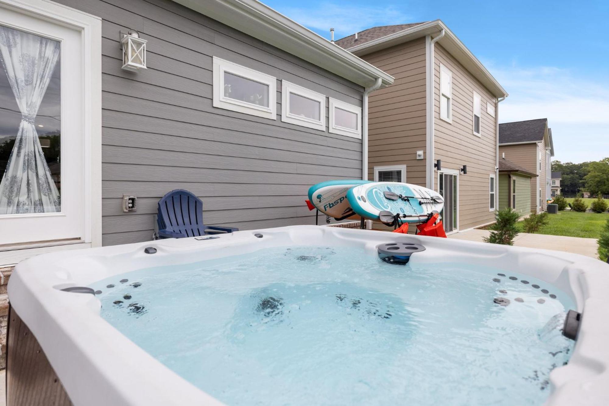 Cozy Lake Cottage W/ Kayaks, Sups, Pool & Firepit Winchester 외부 사진