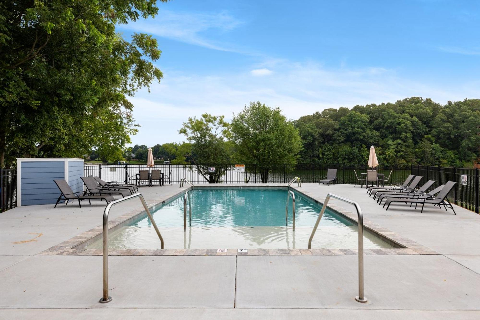 Cozy Lake Cottage W/ Kayaks, Sups, Pool & Firepit Winchester 외부 사진